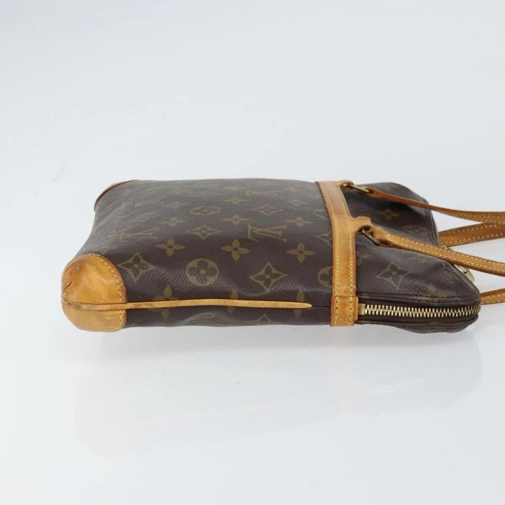 LOUIS VUITTON Monogram Coussin GM Shoulder Bag M51141 LV Auth 159662 - Picture 5 of 15